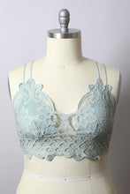 Load image into Gallery viewer, X-Large Padded Crochet Lace Longline Bralette
